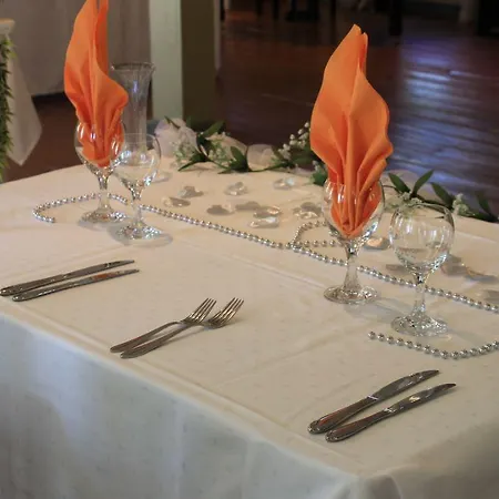 Ξενοδοχείο Runni Manor Country House 3*